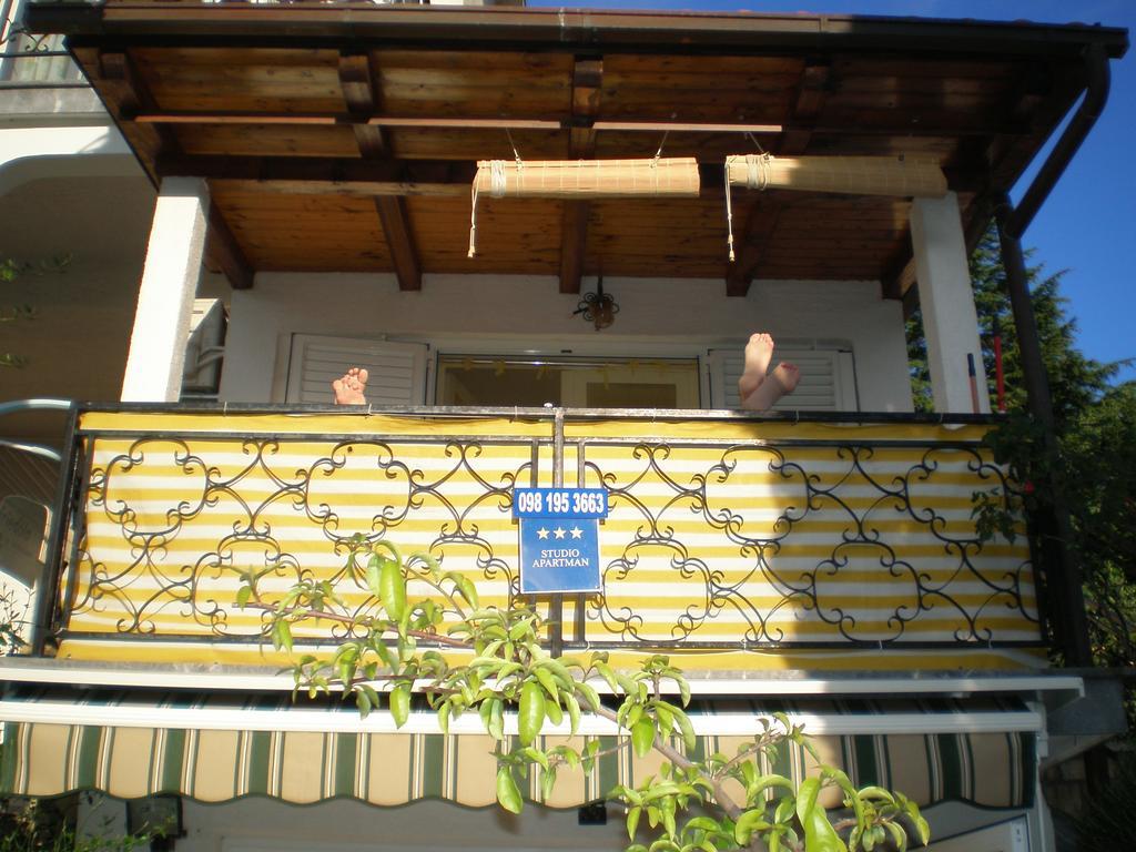 Apartments Villa Elizabet Malinska Exterior photo